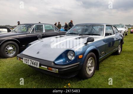 1979 Nissan 280Z ‘YOT 744V’ auf der Juni Scramble im Bicester Heritage Center am 23.. April 2022 ausgestellt Stockfoto