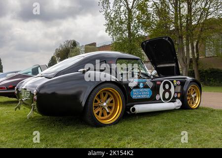 2006 DAX Tojeiro Cobra ‘EU06 WGP’ auf der Juni-Scramble im Bicester Heritage Centre am 23.. April 2022 ausgestellt Stockfoto