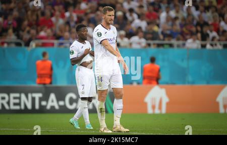 Anderlechts Jan Vertonghen Gesten während eines Fußballspiels zwischen dem rumänischen Fotbal Club FCSB und dem belgischen RSC Anderlecht am Donnerstag, dem 15. September 2022, in Bukarest, Rumänien, am zweiten Tag in der Gruppenphase der UEFA Conference League. BELGA FOTO VIRGINIE LEFOUR Stockfoto