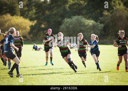 06/10/2019. WATFORD, GROSSBRITANNIEN. FRAUEN RUGBY BEI DEN FULERIANS LADIES 1ST XV DIE FULERIANS SPIELEN RUGBY GEGEN WIDDER SIRENEN LADIES BILDNACHWEIS : © RICH BOWEN FOTOGRAFIE Stockfoto