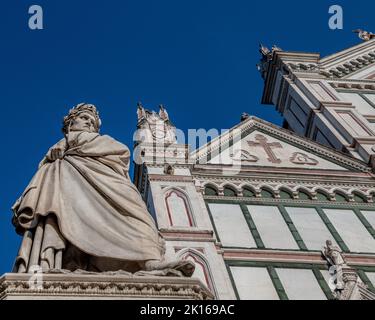 Basilika Santa Croce - Gotische Franziskanerkirche Marmorfassade - Piazza di Santa Croce - Florenz Italien Stockfoto