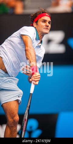 Roger Federer (SUI) stand T. Gabashvili (RUS) beim Tag 6-Spiel bei den Australian Open in Melbournes HiSense Arena gegenüber. Federer gewann gegen Gabaschwili 6-2, 6-2, 6-3. Stockfoto