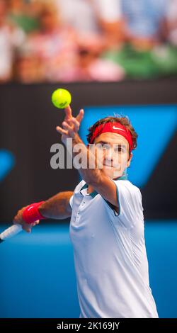 Roger Federer (SUI) stand T. Gabashvili (RUS) beim Tag 6-Spiel bei den Australian Open in Melbournes HiSense Arena gegenüber. Federer gewann gegen Gabaschwili 6-2, 6-2, 6-3. Stockfoto