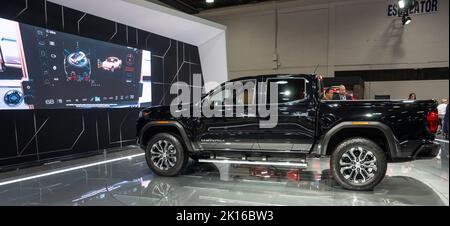 14. August 2022, Detroit, Michigan, USA: DER DENALI-Truck glänzt auf der Detroit Auto Show 2022 (Foto: © Alexis Doty/ZUMA Press Wire) Stockfoto