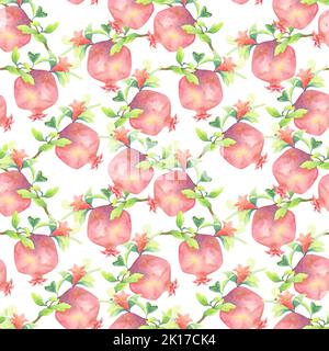 Große Granatäpfel und rote Blüten in grünen Blättern. Nahtloses Verflechtung Muster auf weißem Hintergrund. Aquarell-Illustration für Stoffe, Dekor, c Stockfoto