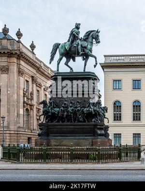 Friedrich der große, Reiterstatue Friedrichs des Grossen vom Bildhauer Christian Daniel Rauch in unter den Linden, Mitte-Berlin Stockfoto