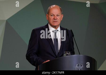 Berlin, Deutschland. 16. September 2022. Bundeskanzler Olaf Scholz (SPD) spricht auf der Bundeswehrkonferenz 2022 in Berlin. Quelle: Carsten Koall/dpa/Alamy Live News Stockfoto