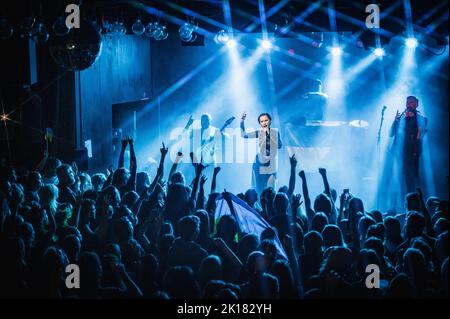 Kopenhagen, Dänemark. 15., September 2022. Die ukrainische Band Go A spielt ein Live-Konzert in der VEGA Arena in Kopenhagen. Hier ist Sängerin Kateryna Pavlenko live auf der Bühne zu sehen. (Foto: Gonzales Photo - Nikolaj Bransholm). Stockfoto