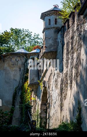 Schloss Bosiljevo, mittelalterliche Burg von Frankopan Familie und jetzt in einem Zustand der Reparatur, Karlovac County, Kroatien Stockfoto