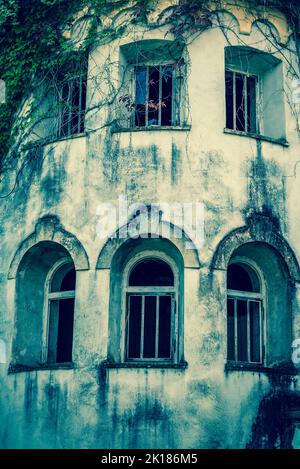 Schloss Bosiljevo, mittelalterliche Burg von Frankopan Familie und jetzt in einem Zustand der Reparatur, Karlovac County, Kroatien Stockfoto