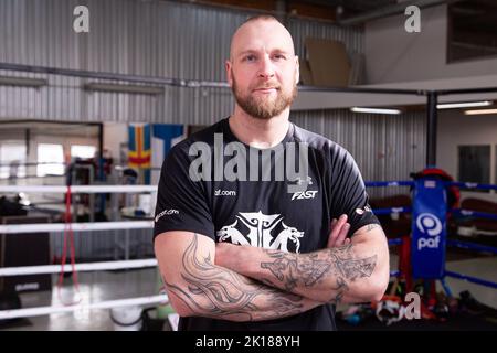 Das finnische Schwergewicht Robert Helenius in seiner Trainingshalle in Mariehamn am Åland in Finnland, März 2019. Foto: Rob Watkins Stockfoto