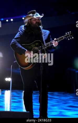 Chris Stapleton auf der Bühne für CMT-GIGANTEN: VINCE GILL Stage Show, Fisher Center for the Performing Arts in Belmont, Nashville, TN 12. September 2022. Foto: MORA/Everett Collection Stockfoto