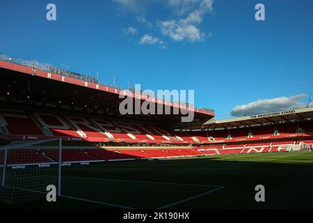 Nottingham, Großbritannien. 16. September 2022. Eine allgemeine Ansicht von City Ground vor dem Premier League Spiel Nottingham Forest gegen Fulham im City Ground, Nottingham, Großbritannien, 16.. September 2022 (Foto von Gareth Evans/Nachrichtenbilder) Kredit: Nachrichtenbilder LTD/Alamy Live Nachrichten Stockfoto