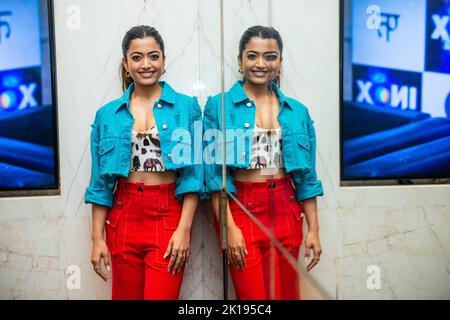 Neu-Delhi, Indien. 16. September 2022. Die indische Schauspielerin Rashmika Mandanna nimmt an einer Pressekonferenz zum kommenden Film „Auf Wiedersehen“ im Nehru Place, Neu-Delhi, Teil. Kredit: SOPA Images Limited/Alamy Live Nachrichten Stockfoto