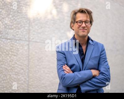Berlin, Deutschland. 16. September 2022. Der Autor Jan Wagner kommt zu den Internationalen literaturfestspielen Berlin 22., um eine Lesung zu halten. Quelle: Monika Skolimowska/dpa/Alamy Live News Stockfoto