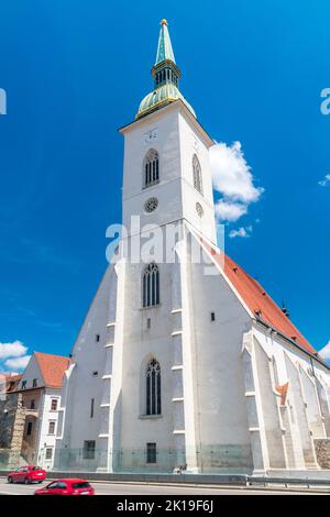 Bratislava, Slowakei - 31. Mai 2022: Die St.-Martin-Kathedrale. Stockfoto