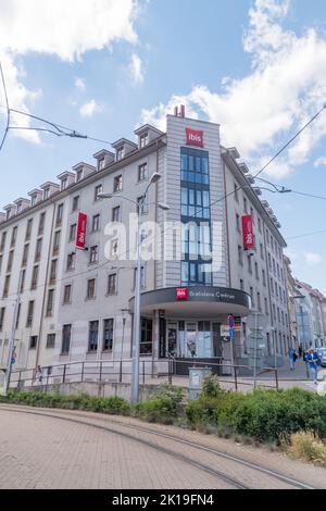 Bratislava, Slowakei - 31. Mai 2022: Ibis Bratislava Centrum Hotel. Stockfoto