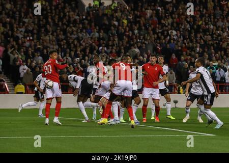 Nottingham, Großbritannien. 16. September 2022. Taiwo Awoniyi #9 von Nottingham Forest erzielt beim Premier League Spiel Nottingham Forest gegen Fulham im City Ground, Nottingham, Großbritannien, 16.. September 2022 (Foto von Gareth Evans/Nachrichtenbilder) in Nottingham, Großbritannien am 1-0 9/16/2022. (Foto von Gareth Evans/News Images/Sipa USA) Quelle: SIPA USA/Alamy Live News Stockfoto