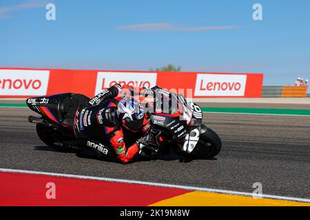 Aragon, Spanien. 16. September 2022. Maverick Vinales aus Spanien von Aprilia Racing Team mit Aprilia beim Freitraining des MotoGP Gran Premio Animoca Brands de Aragon auf dem Motorland Aragon Circuit in Alcaniz, Spanien. Bild: DAX Images/Alamy Live News Stockfoto