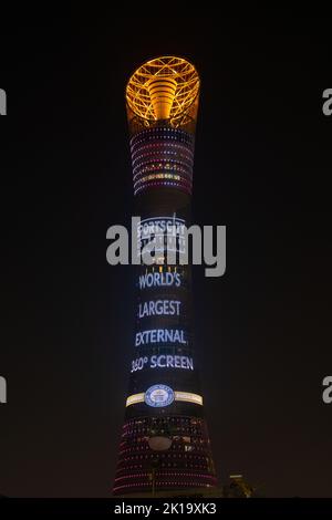 Doha, Katar - 14. September 2022: Der Aspire Tower, auch bekannt als Torch Doha, ist ein 300 Meter hohes Wolkenkratzer-Hotel im Aspire Zone Complex Stockfoto