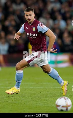 Birmingham, Großbritannien. 16.. September 2022. Leander Dendoncker von Aston Villa bei seinem Debüt während des Premier League-Spiels in Villa Park, Birmingham. Bildnachweis sollte lauten: Andrew Yates / Sportimage Kredit: Sportimage/Alamy Live News Stockfoto