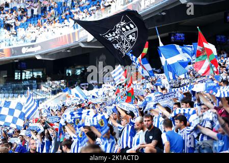 San Sebastian, Spanien. 15. September 2022. Real Sociedad Fans Fußball: UEFA Europa League Group inszenieren ein Spiel der Gruppe E zwischen Real Sociedad 2-1 Omonoia FC in der reale Arena in San Sebastian, Spanien. Quelle: Mutsu Kawamori/AFLO/Alamy Live News Stockfoto