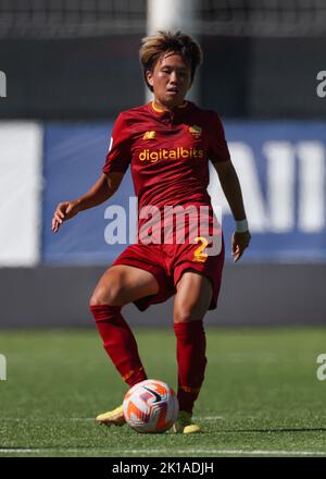 Vinovo, Italien, 16.. September 2022. Moeka Minami von AS Roma während des Spiels Serie A Femminile im Juventus Training Center, Turin. Bildnachweis sollte lauten: Jonathan Moscrop / Sportimage Kredit: Sportimage/Alamy Live News Stockfoto