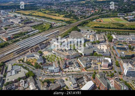 Luftaufnahme, Hamm Westf. Hauptbahnhof, Empfangsgebäude, Stadt, Zentrum, Hamm, Ruhrgebiet, Nordrhein-Westfalen, Deutschland, Bahnhof, DE, Deutsche Bahn Stockfoto