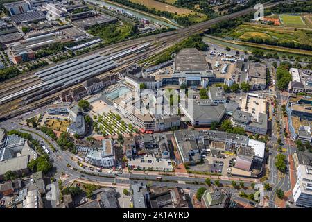 Luftaufnahme, Hamm Westf. Hauptbahnhof, Empfangsgebäude, Stadt, Zentrum, Hamm, Ruhrgebiet, Nordrhein-Westfalen, Deutschland, Bahnhof, DE, Deutsche Bahn Stockfoto