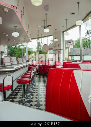 Tische in Eddie Rocket's Diner (Johnny Rocket's Diner) Stockfoto