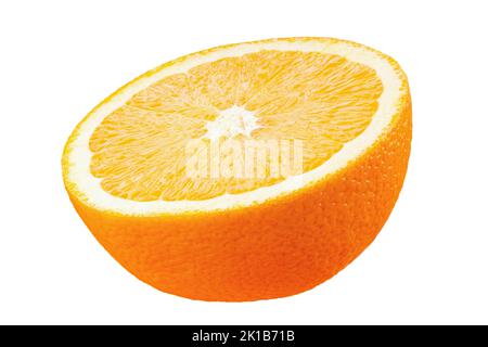 Orangenfrucht. Orangen halb isolieren auf weiß. Datei enthält Beschneidungspfad. Stockfoto