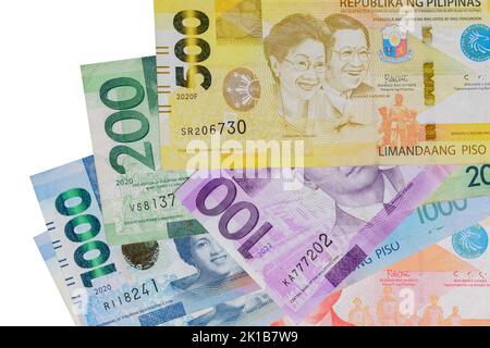 Nahaufnahme Collage philippinischer Währung isoliert auf weißem Hintergrund Stockfoto
