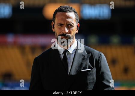 Wolverhampton, Großbritannien. 17. September 2022. Rio Ferdinand präsentiert für BT Sports vor dem Premier League Spiel Wolverhampton Wanderers gegen Manchester City in Molineux, Wolverhampton, Großbritannien, 17.. September 2022 (Foto von Conor Molloy/Nachrichtenbilder) Kredit: Nachrichtenbilder LTD/Alamy Live News Stockfoto