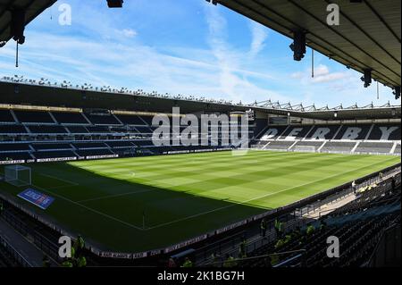 Allgemeiner Blick auf Pride Park, Heimat von Derby County während des Sky Bet League 1-Spiels zwischen Derby County und Wycombe Wanderers am Samstag, 17.. September 2022, im Pride Park, Derby. Stockfoto