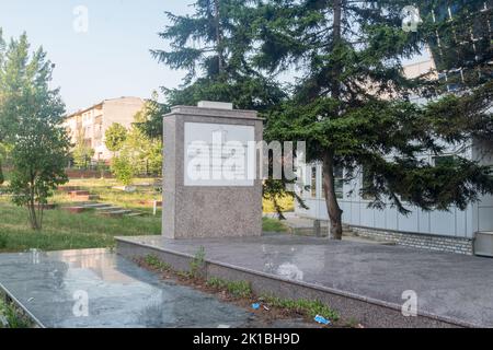 Pristina, Kosovo - 5. Juni 2022: Denkmal für 104 Patrioten, die während des Zweiten Weltkriegs von nazi-deutschen getötet wurden Stockfoto