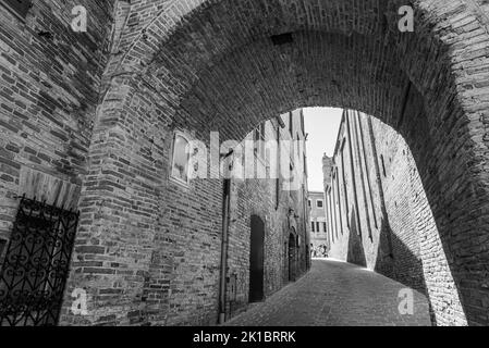 Recanati ist eine italienische Stadt mit 20 975 Einwohnern in der Provinz Macerata in den Marken. Stockfoto