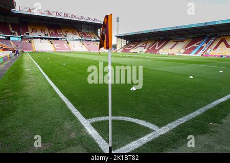 The University of Bradford Stadium, Bradford, England - 17.. September 2022 Blick auf den Platz - vor dem Spiel Bradford City gegen Stevenage, Sky Bet League Two, 2022/23, The University of Bradford Stadium, Bradford, England - 17.. September 2022 Credit: Arthur Haigh/WhiteRoseFotos/Alamy Live News Stockfoto