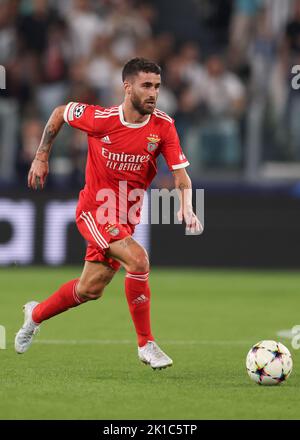 Turin, Italien, 14.. September 2022. Rafa Silva von SL Benfica während des UEFA Champions League-Spiels im Allianz-Stadion in Turin. Bildnachweis sollte lauten: Jonathan Moscrop / Sportimage Stockfoto