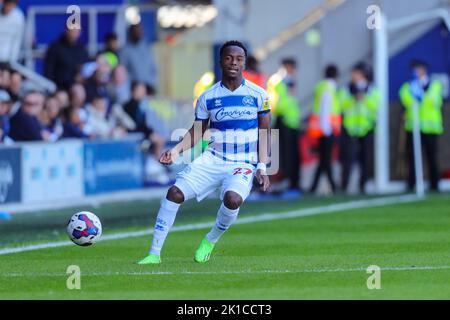 London, Großbritannien. 17. Sep, 2022. Während des Sky Bet Championship Spiels zwischen Queens Park Rangers und Stoke City im Loftus Road Stadium, London am Samstag, 17.. September 2022. (Kredit: Ian Randall | MI News) Kredit: MI News & Sport /Alamy Live News Stockfoto