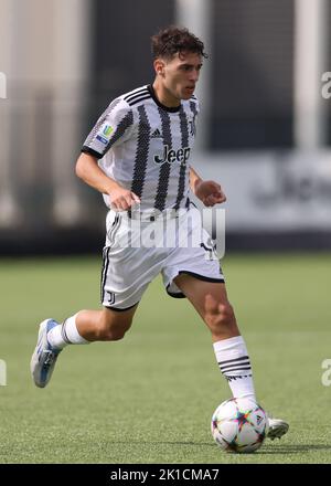 Vinovo, Italien, 14.. September 2022. Luis Hasa von Juventus während des Spiels der UEFA Youth League im Juventus Training Center, Turin. Bildnachweis sollte lauten: Jonathan Moscrop / Sportimage Stockfoto