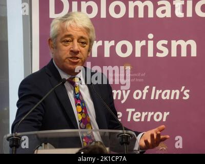 Brüssel, Belgien. 16. September 2022. Der ehemalige Sprecher des britischen Unterhauses, John Bercow, spricht während der Konferenz. Der Nationale Widerstandsrat des Iran (NCRI) hat ein neues Buch "Diplomatischer Terrorismus, Anatomie des iranischen Staatsterrors" veröffentlicht, das die Details eines vereitelten Bombenanschlags des iranischen Regimes ans Licht bringt, der zum Zentrum eines globalen Konflikts geworden ist. Kredit: SOPA Images Limited/Alamy Live Nachrichten Stockfoto