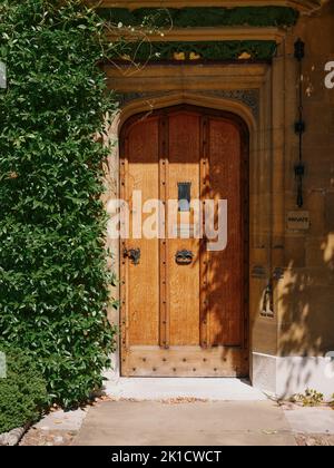 Master's Lodge Door, First Court, Christ's College, University of Cambridge, Cambridge Cambridgeshire England Großbritannien Stockfoto