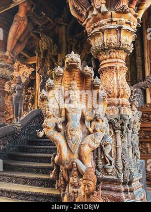 Ein Detail des Heiligtums der Wahrheit Tempelmuseums in Pattaya, Thailand Stockfoto