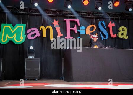 Die Abbildung zeigt die Solidaritätsveranstaltung 'ManiFiesta' der linksextremen Partei PVDA - PTB in Oostende, Samstag, 17. September 2022. BELGA FOTO NICOLAS MAETERLINCK Stockfoto