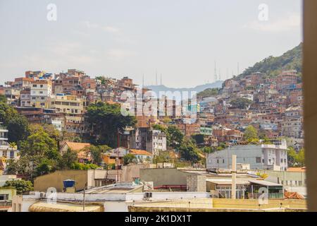 Cantagalo Favela im Ipanema-Viertel von Rio de Janeiro, Brasilien. Stockfoto