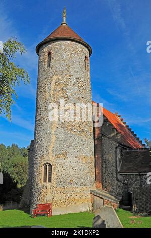 Bawburgh, Norfolk, runde Turmkirche, mittelalterliche Architektur, Kirchhof, England, Großbritannien Stockfoto