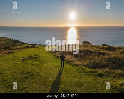 Sonnenaufgang über dem Meer und wunderschöne cloudscape Stockfoto