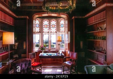 Wohnzimmer im The Grange , Augustus Pugins Haus der neugotischen Familie in Ramsgate Kent. Stockfoto