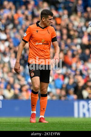 Glasgow, den 17.. September 2022. Ross Graham von Dundee Utd während des Cinch Premiership-Spiels im Ibrox Stadium, Glasgow. Bildnachweis sollte lauten: Neil Hanna / Sportimage Stockfoto