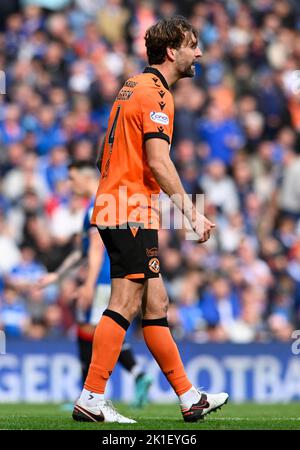 Glasgow, den 17.. September 2022. Charlie Mulgrew von Dundee Utd während des Cinch Premiership-Spiels im Ibrox Stadium, Glasgow. Bildnachweis sollte lauten: Neil Hanna / Sportimage Stockfoto